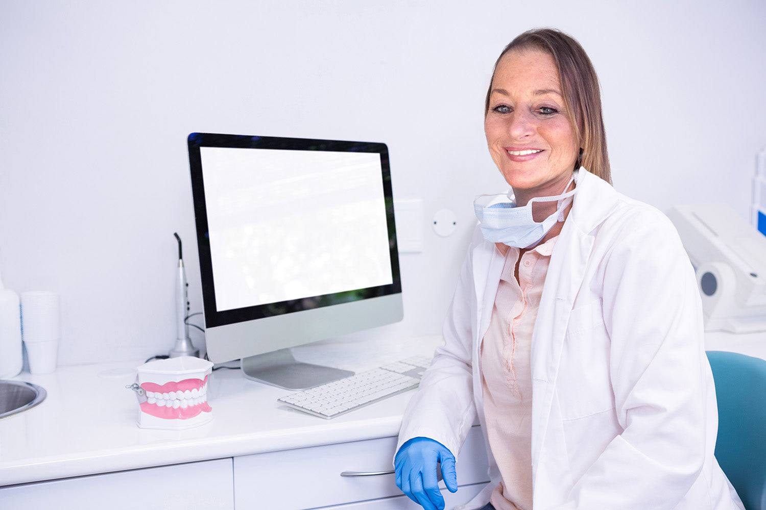 Sandra Senzon, registered dental hygienist and Modern-Day Tooth Fairy consults with patients on Zoom